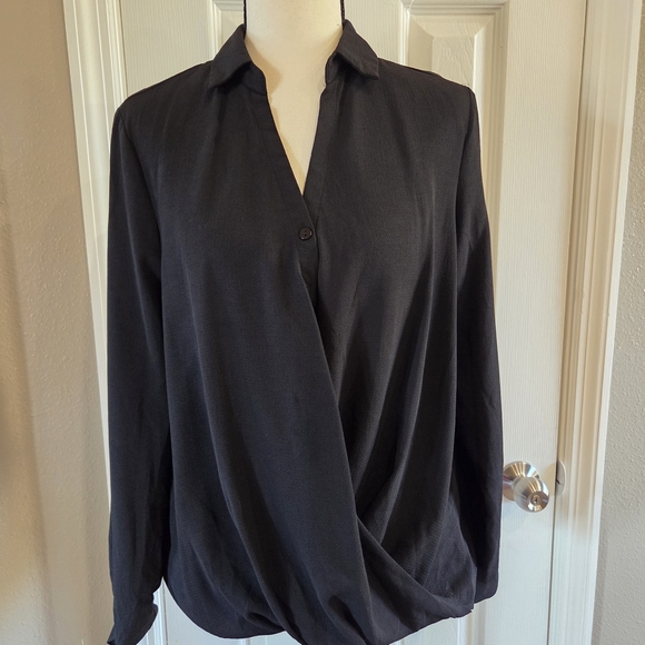 Zac & Rachel Black Draped Blouse - Picture 2 of 6